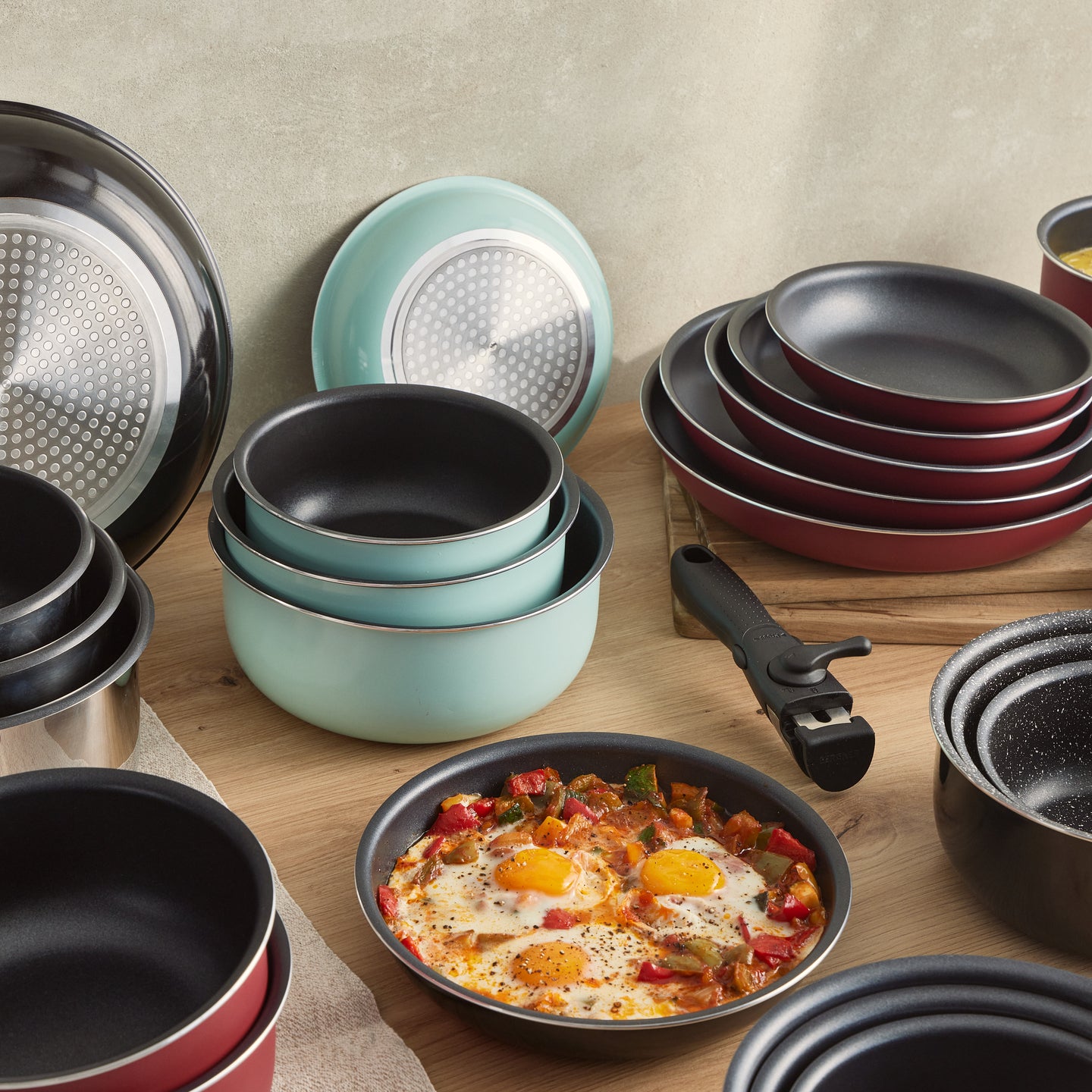 Set 3 cazos de cocina mango extraíble Bergner de 16, 18 y 20 cm - Click & cook (1)
